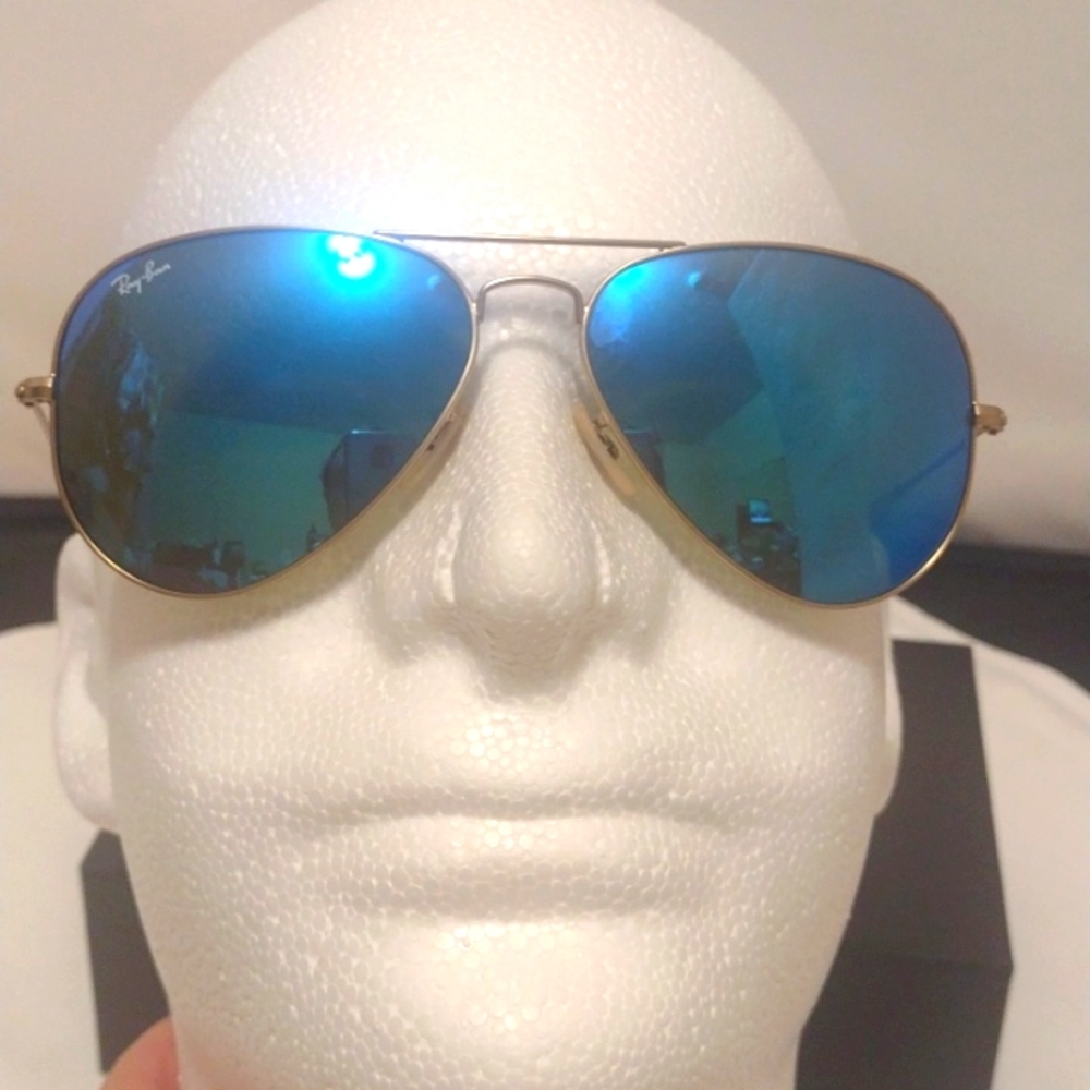 RB 3025 Large Aviator Blue Flash Mirror - Picture 4 of 6